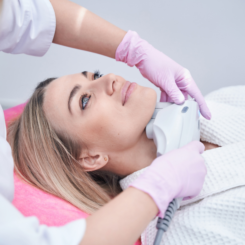 How to Tighten Neck Skin: Simple Ways to Tighten Neck Skin